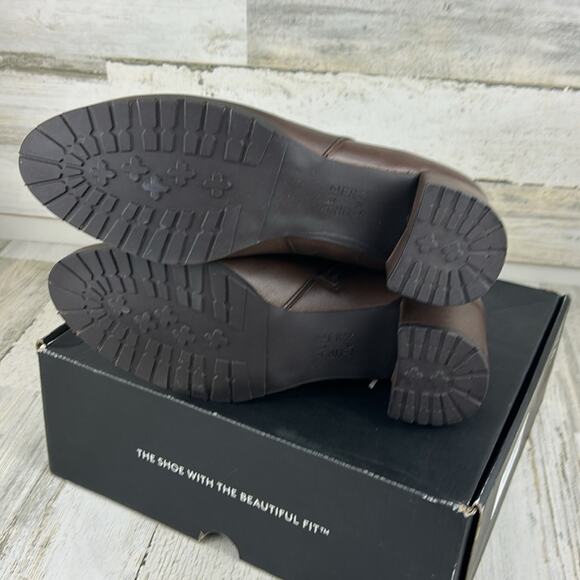 Naturalizer Women’s 11 Brown Leather Heeled Ankle Boot Weatherproof Bootie NWT - Picture 9 of 12